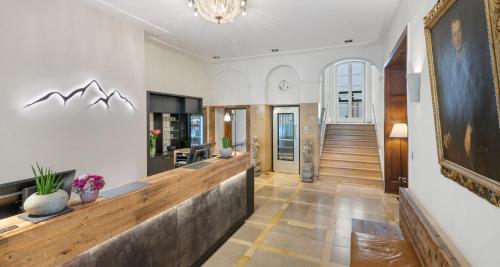 Alpen Hotel München